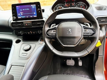 Used Peugeot Rifter 2020 for sale - 76698619: Photo