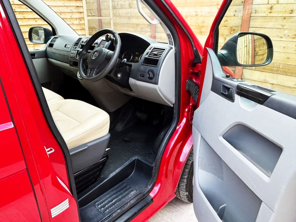 Used Volkswagen Transporter 2015 for sale - 76163471: Photo 15