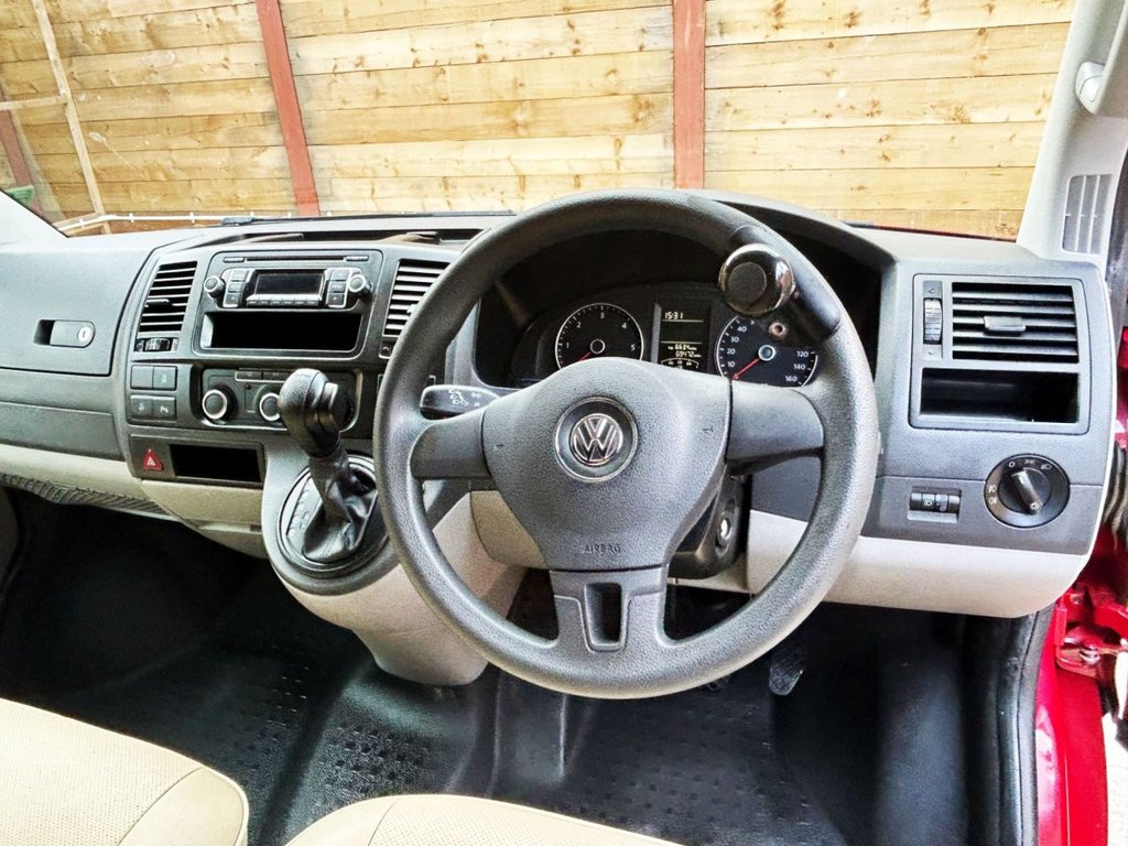 Used Volkswagen Transporter 2015 for sale - 76163471: Photo 2