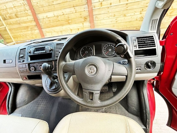 Used Volkswagen Transporter 2015 for sale - 76163471: Photo 2