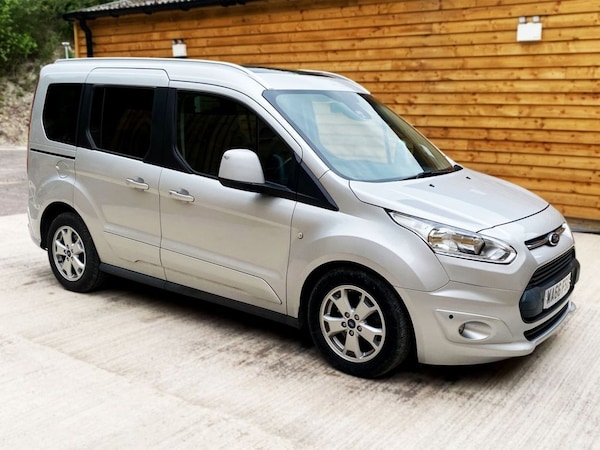 Used Ford Tourneo Connect 2016 for sale - 74916854: Photo 2