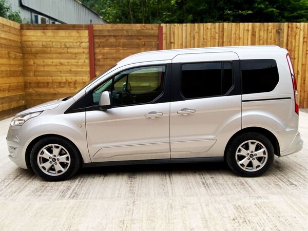 Used Ford Tourneo Connect 2016 for sale - 74916854: Photo 6