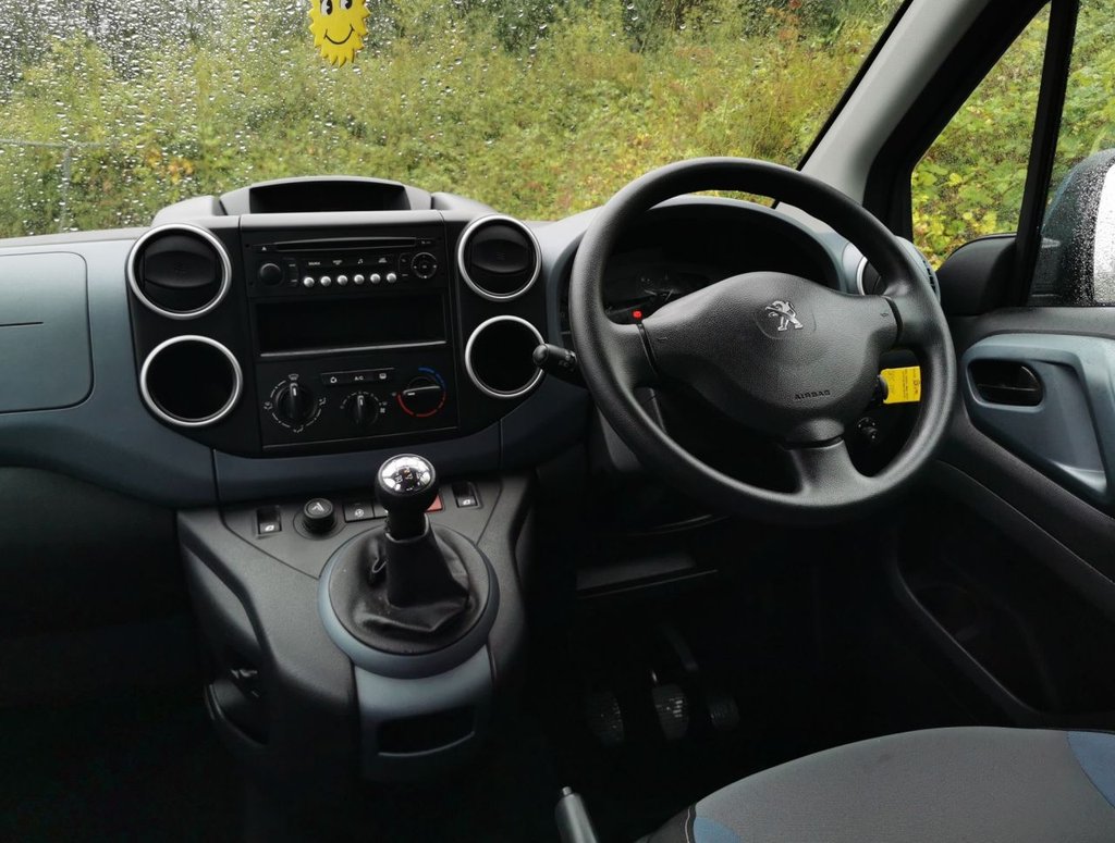 Used Peugeot Partner Tepee 2015 for sale - 77835134: Photo 15