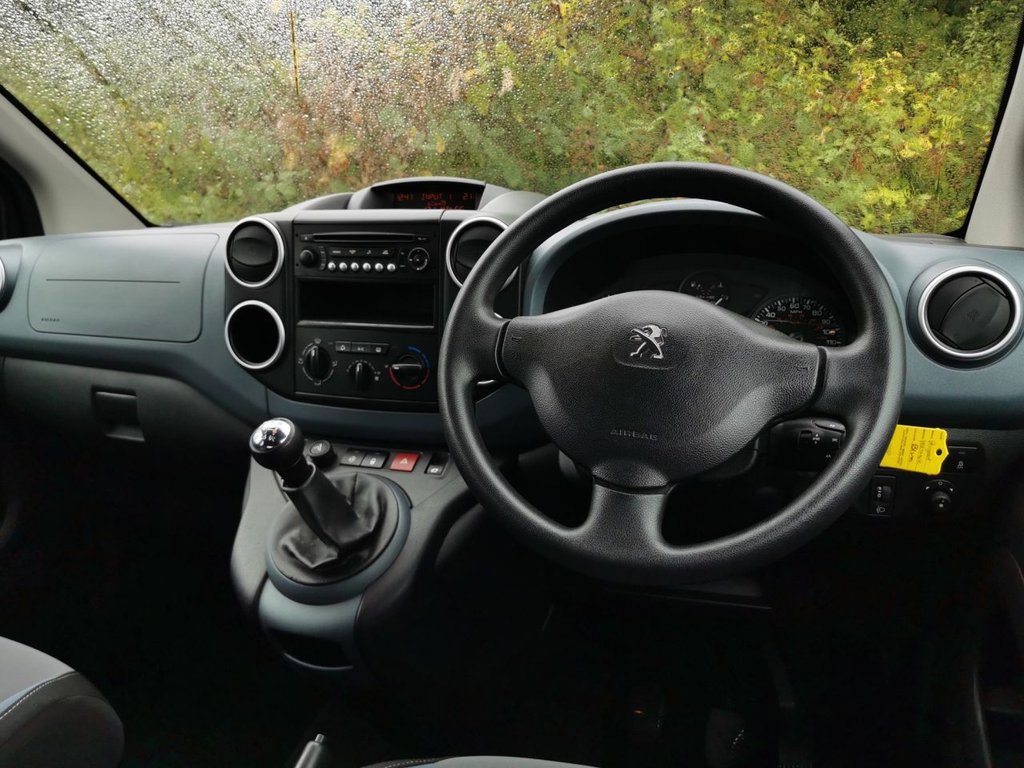 Used Peugeot Partner Tepee 2015 for sale - 77835134: Photo 2