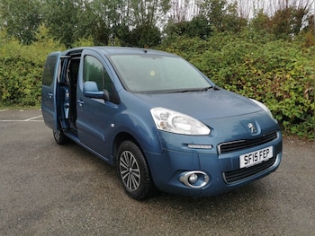 Used Peugeot Partner Tepee 2015 for sale - 77835134: Photo