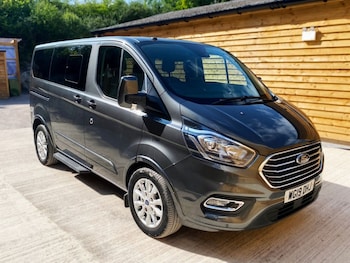 Used Ford Tourneo Custom 2019 for sale - 76395956: Photo
