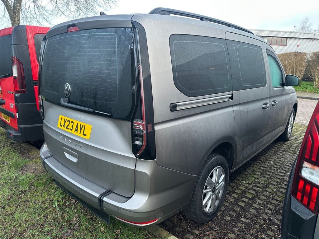 Used Volkswagen Caddy Maxi 2023 for sale - 77643040: Photo 2