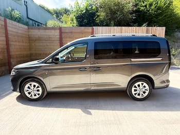 Used Ford Grand Tourneo Connect 2024 for sale - 79245176: Photo