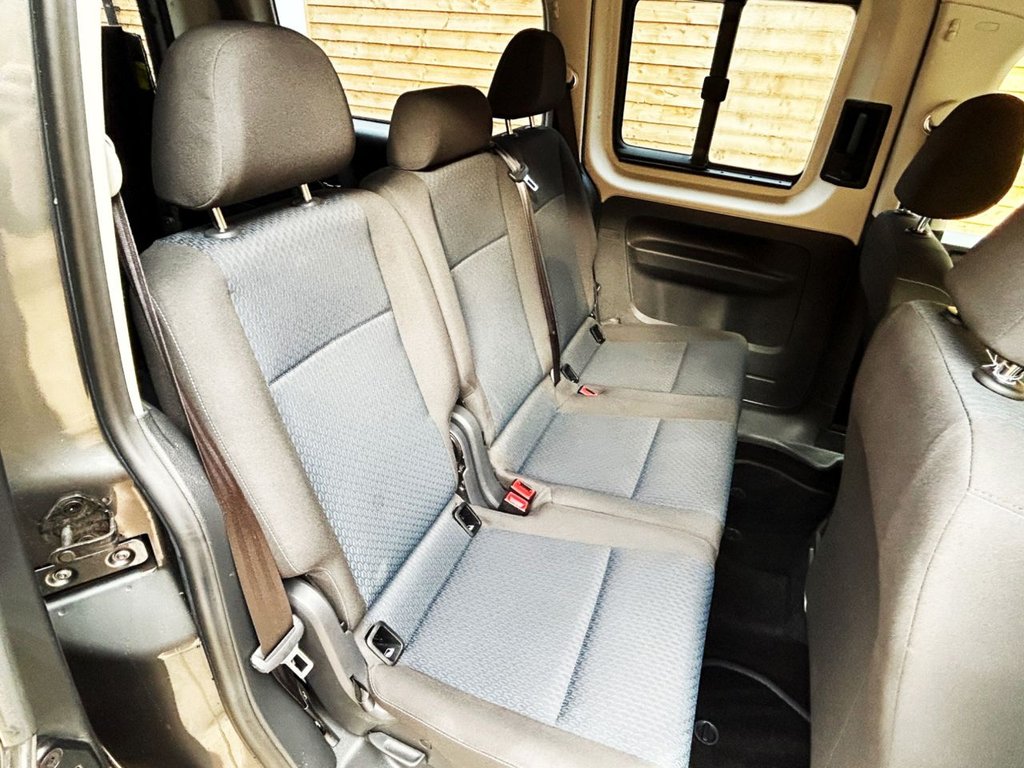 Used Volkswagen Caddy Maxi Life 2019 for sale - 76631634: Photo 10