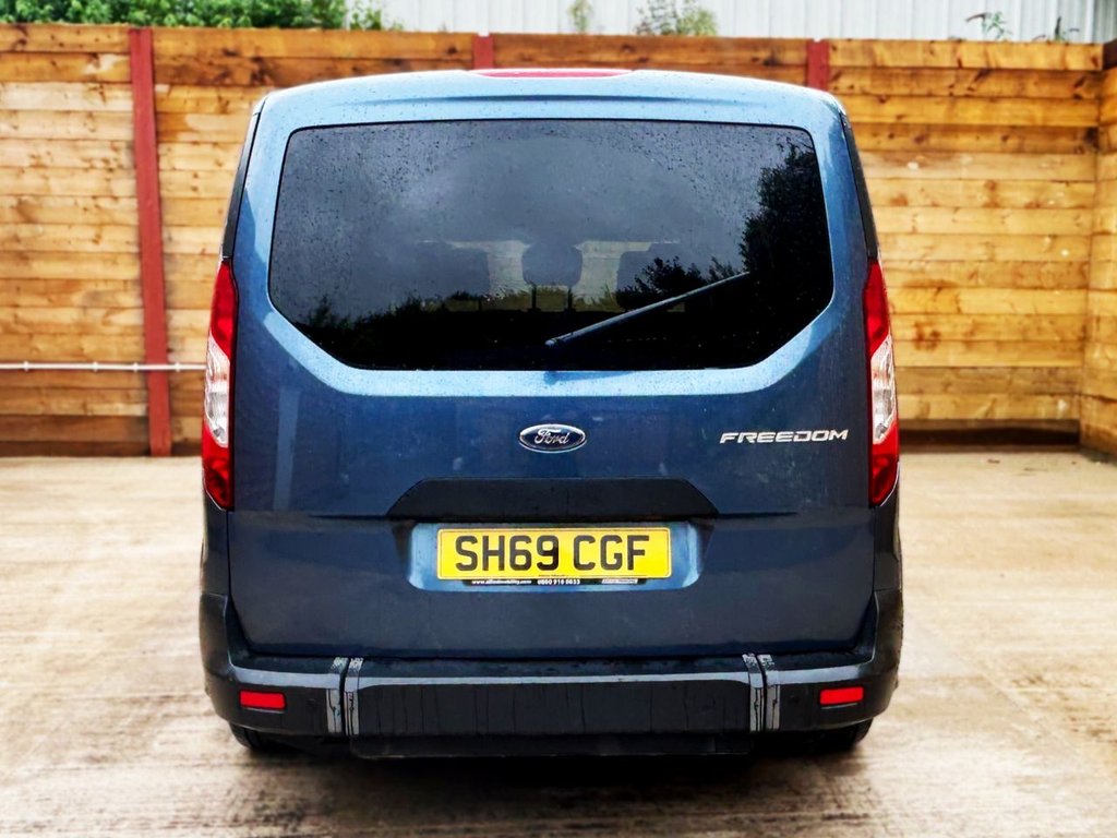 Used Ford Grand Tourneo Connect 2019 for sale - 76395892: Photo 12