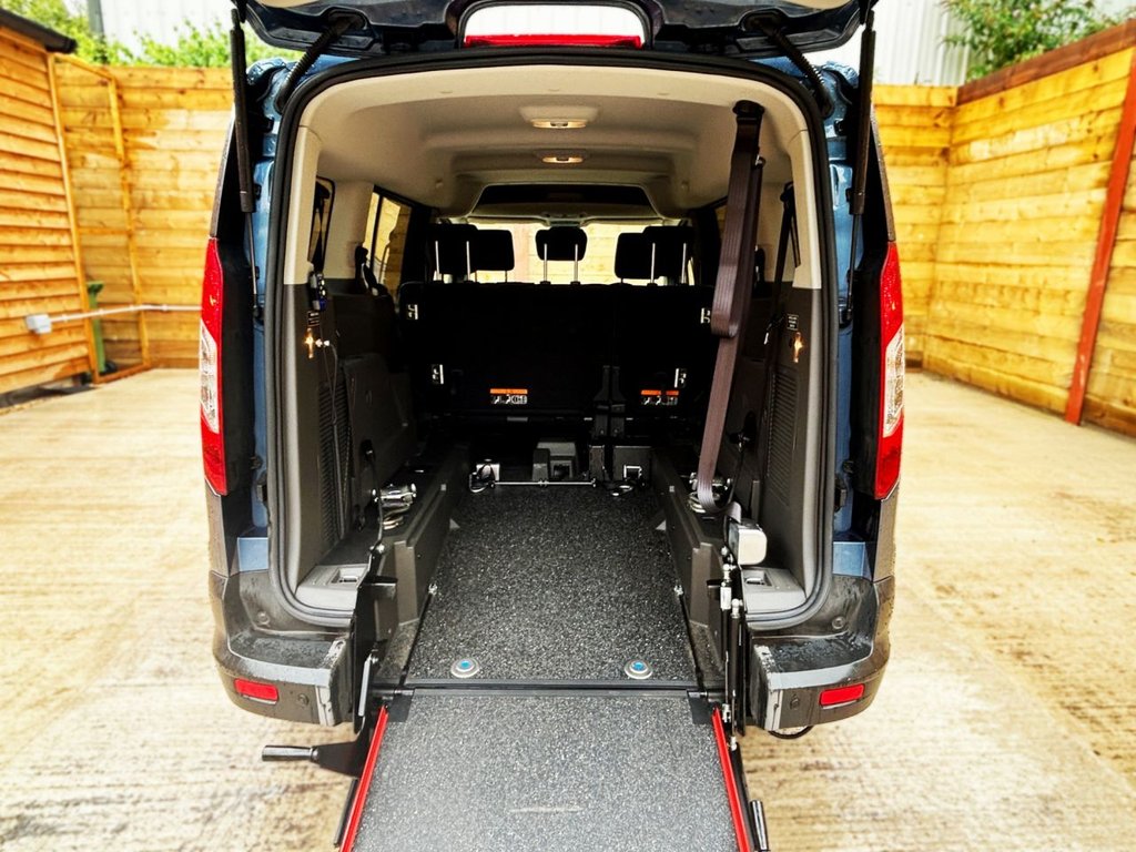 Used Ford Grand Tourneo Connect 2019 for sale - 76395892: Photo 14