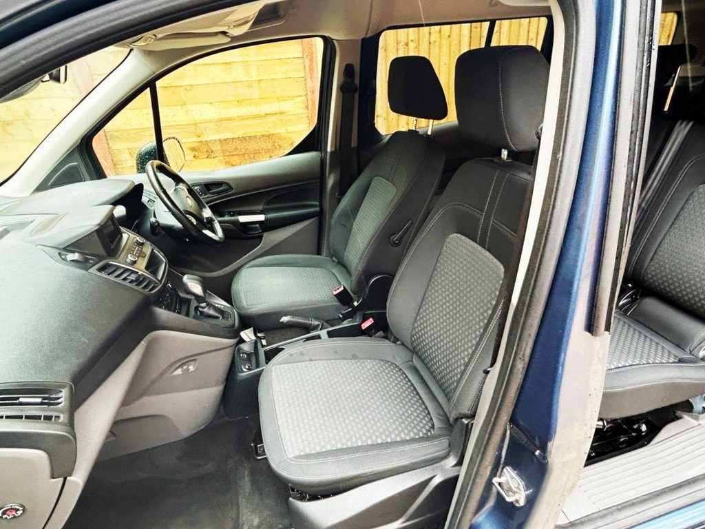 Used Ford Grand Tourneo Connect 2019 for sale - 76395892: Photo 22