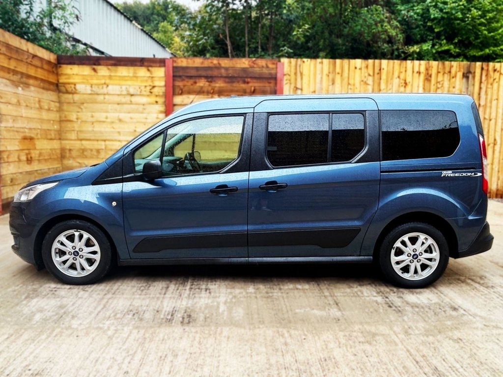 Used Ford Grand Tourneo Connect 2019 for sale - 76395892: Photo 8
