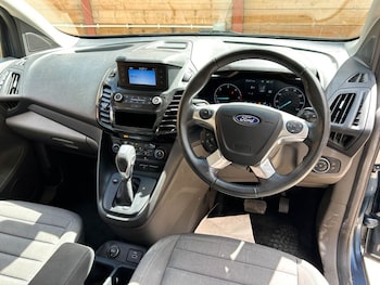 Used Ford Grand Tourneo Connect 2019 for sale - 79022894: Photo