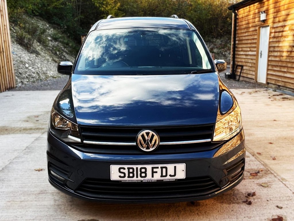 Used Volkswagen Caddy Maxi Life 2018 for sale - 77341372: Photo 11