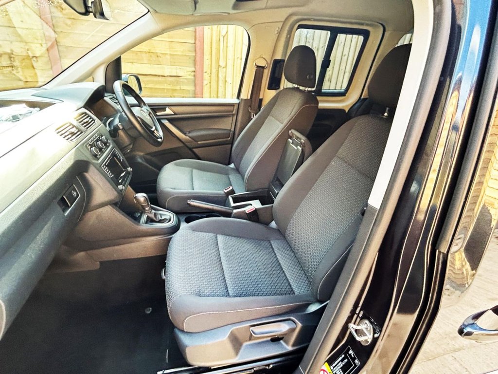 Used Volkswagen Caddy Maxi Life 2018 for sale - 77341372: Photo 20