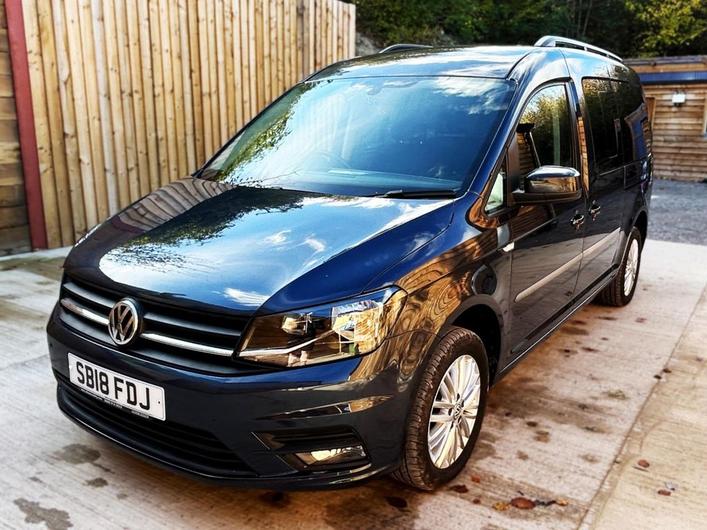 Used Volkswagen Caddy Maxi Life 2018 for sale - 77341372: Photo 6