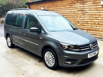 Used Volkswagen Caddy Maxi Life 2017 for sale - 76256547: Photo