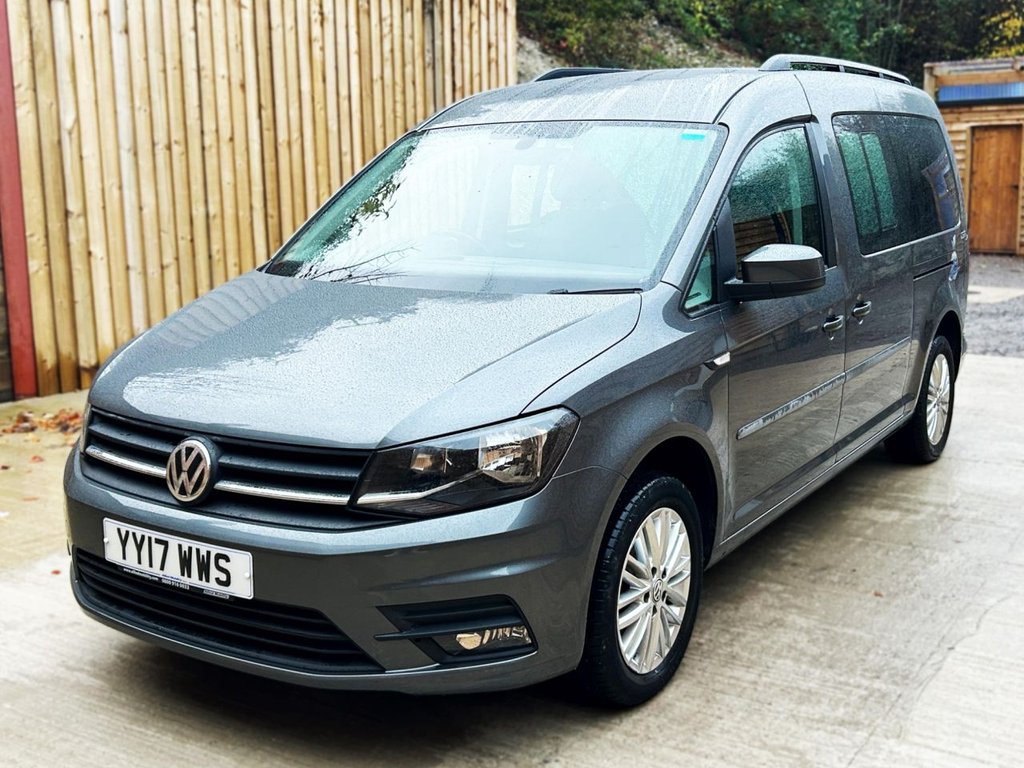 Used Volkswagen Caddy Maxi Life 2017 for sale - 76256547: Photo 6