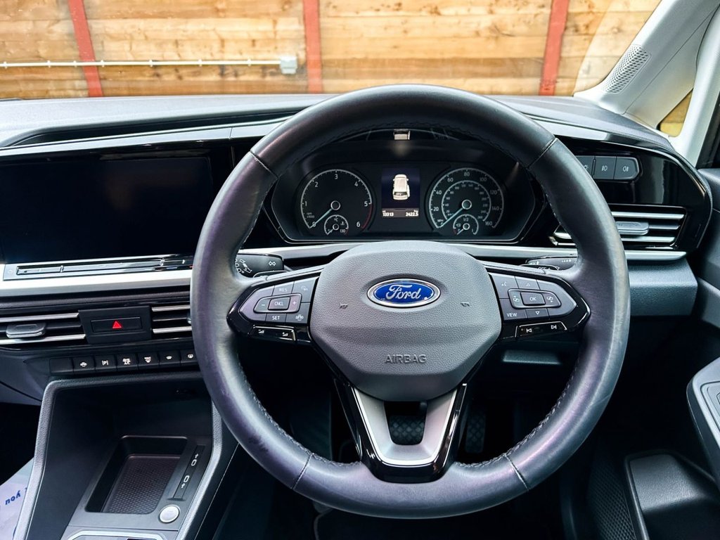 Used Ford Tourneo Connect 2023 for sale - 77747980: Photo 2