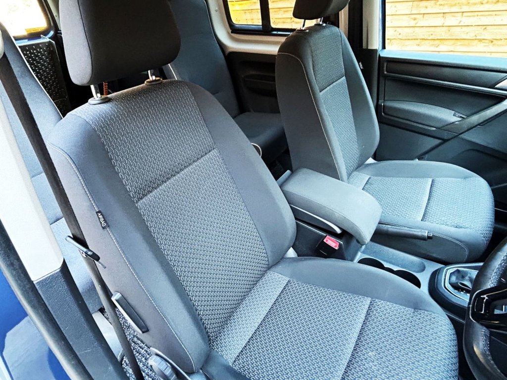 Used Volkswagen Caddy Maxi Life 2019 for sale - 76069105: Photo 13