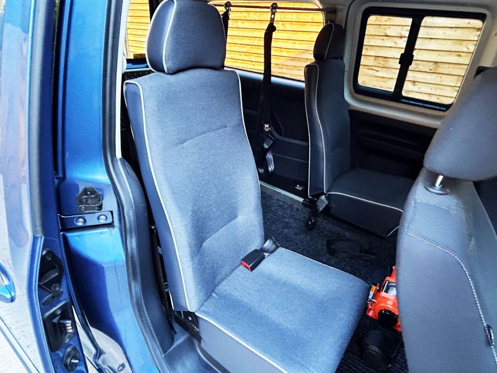 Used Volkswagen Caddy Maxi Life 2019 for sale - 76069105: Photo 14