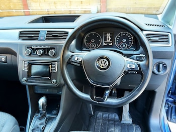 Used Volkswagen Caddy Maxi Life 2019 for sale - 76069105: Photo 2