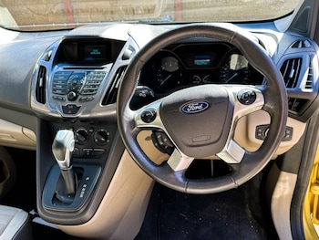 Used Ford Tourneo Connect 2017 for sale - 78069355: Photo