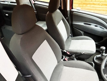 Used Fiat Doblo 2018 for sale - 76356932: Photo