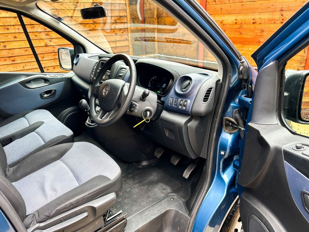 Used Vauxhall Vivaro 2018 for sale - 76582441: Photo 16