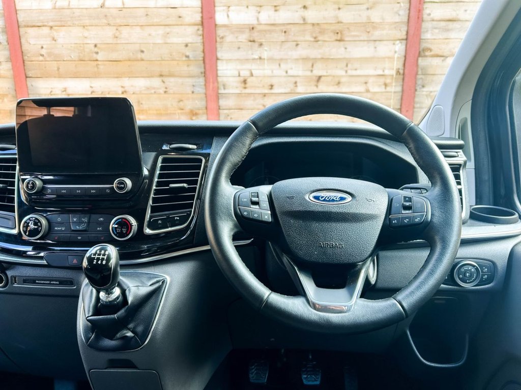 Used Ford Tourneo Custom 2018 for sale - 77327736: Photo 2