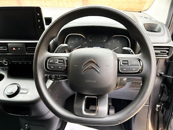 Used Citroen Berlingo 2023 for sale - 79518579: Photo