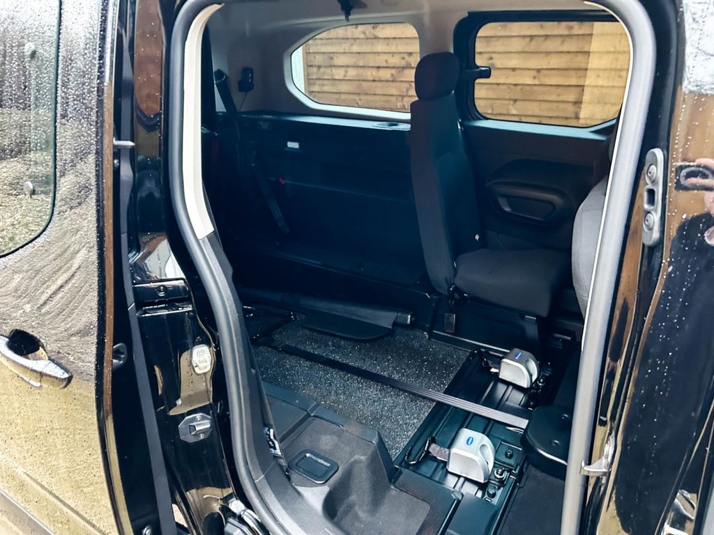 Used Peugeot Rifter 2023 for sale - 77227224: Photo 18