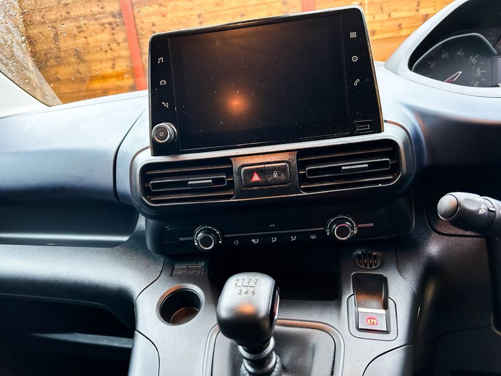 Used Peugeot Rifter 2023 for sale - 77227224: Photo 24