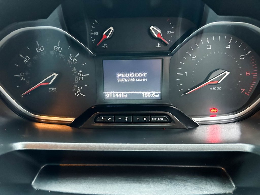 Used Peugeot Rifter 2023 for sale - 77227224: Photo 26