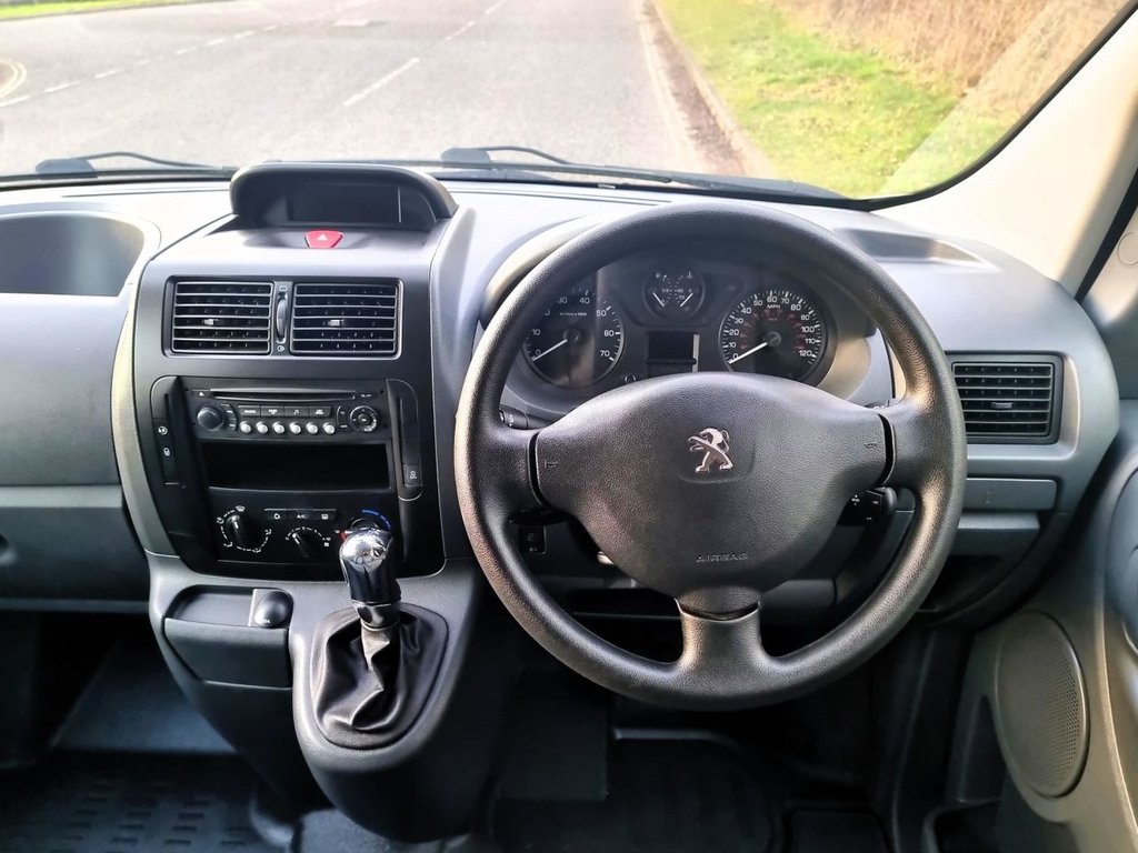 Used Peugeot Expert Tepee 2014 for sale - 77765030: Photo 2