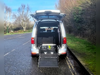 Used Volkswagen Caddy Maxi Life 2018 for sale - 77571827: Photo