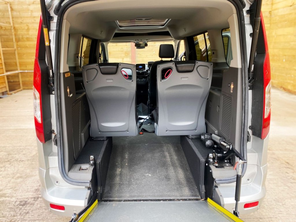 Used Ford Grand Tourneo Connect 2022 for sale - 77498708: Photo 9