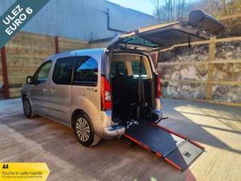 2018 (18) - 5 Seat Auto Wheelchair Accessible Disabled Access Vehicle WAV 5-Door