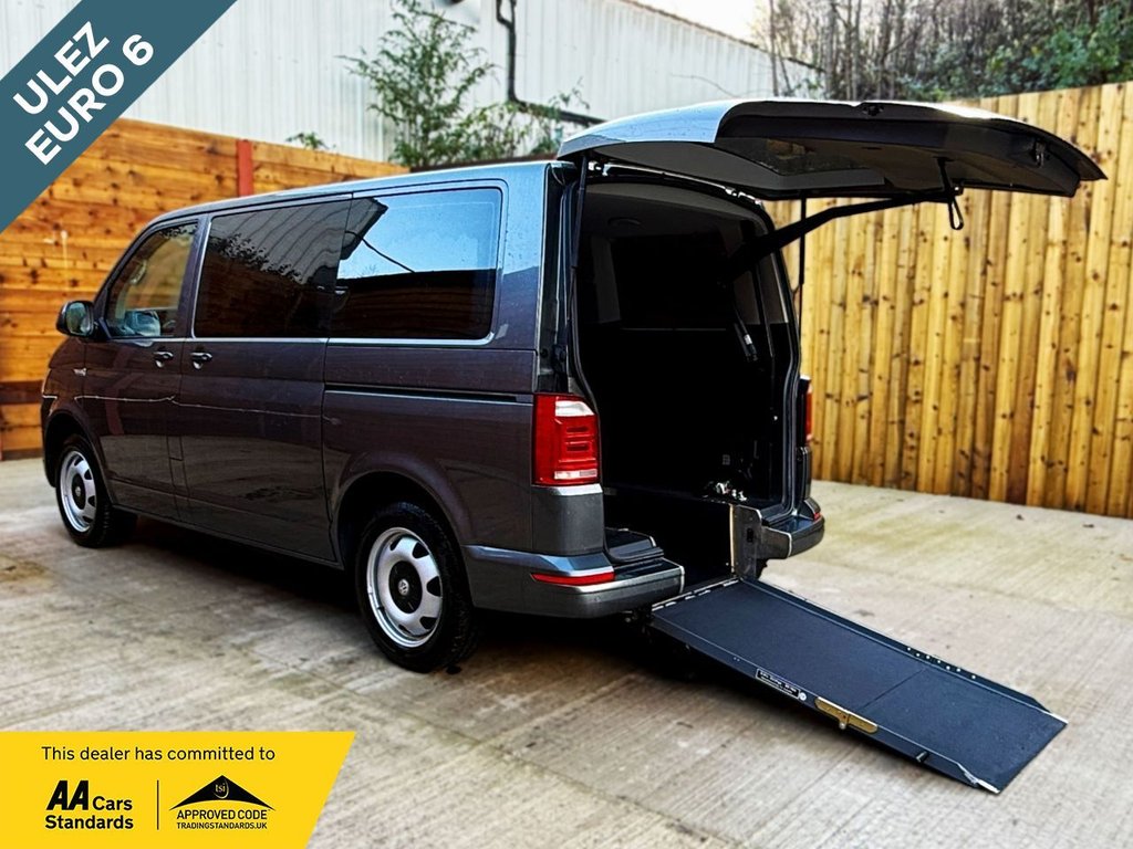 Used Volkswagen Transporter 2017 for sale - 76255932: Photo 1