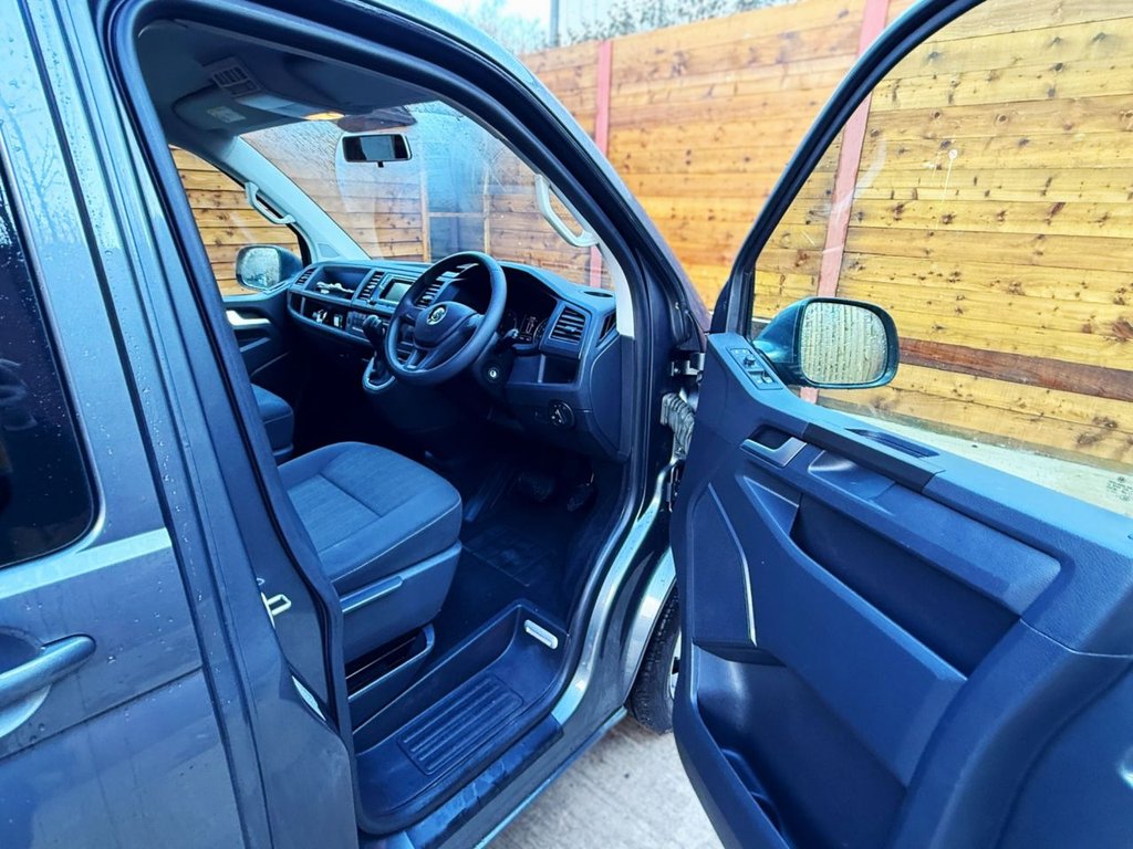 Used Volkswagen Transporter 2017 for sale - 76255932: Photo 11