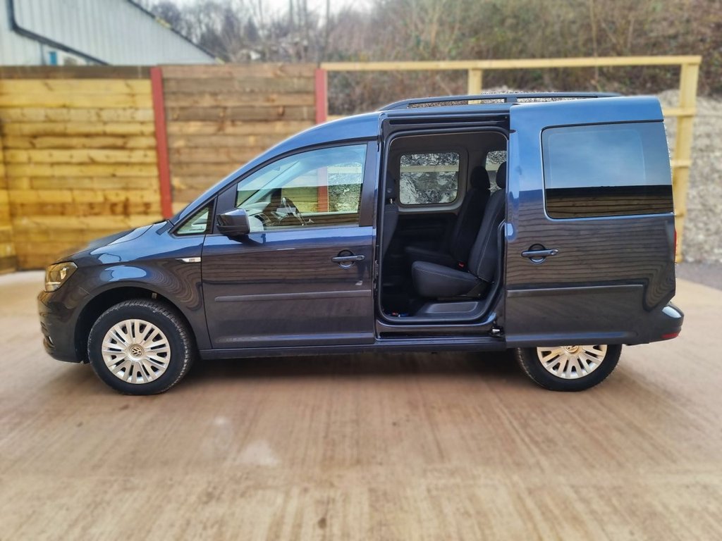 Used Volkswagen Caddy Maxi Life 2018 for sale - 77680564: Photo 10