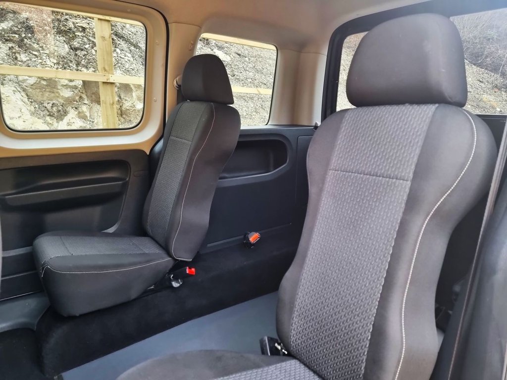 Used Volkswagen Caddy Maxi Life 2018 for sale - 77680564: Photo 20