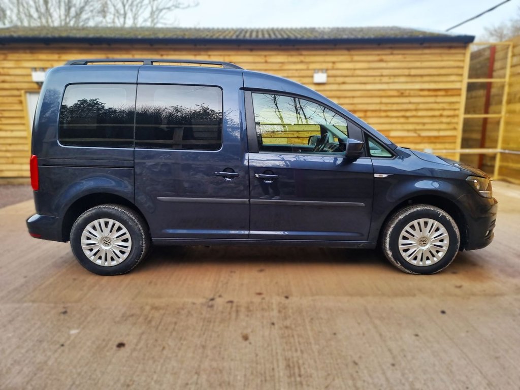 Used Volkswagen Caddy Maxi Life 2018 for sale - 77680564: Photo 7
