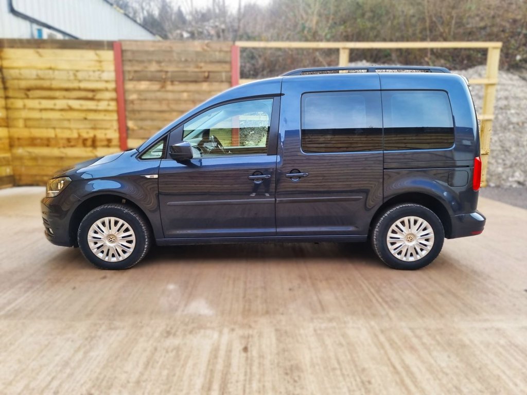 Used Volkswagen Caddy Maxi Life 2018 for sale - 77680564: Photo 8