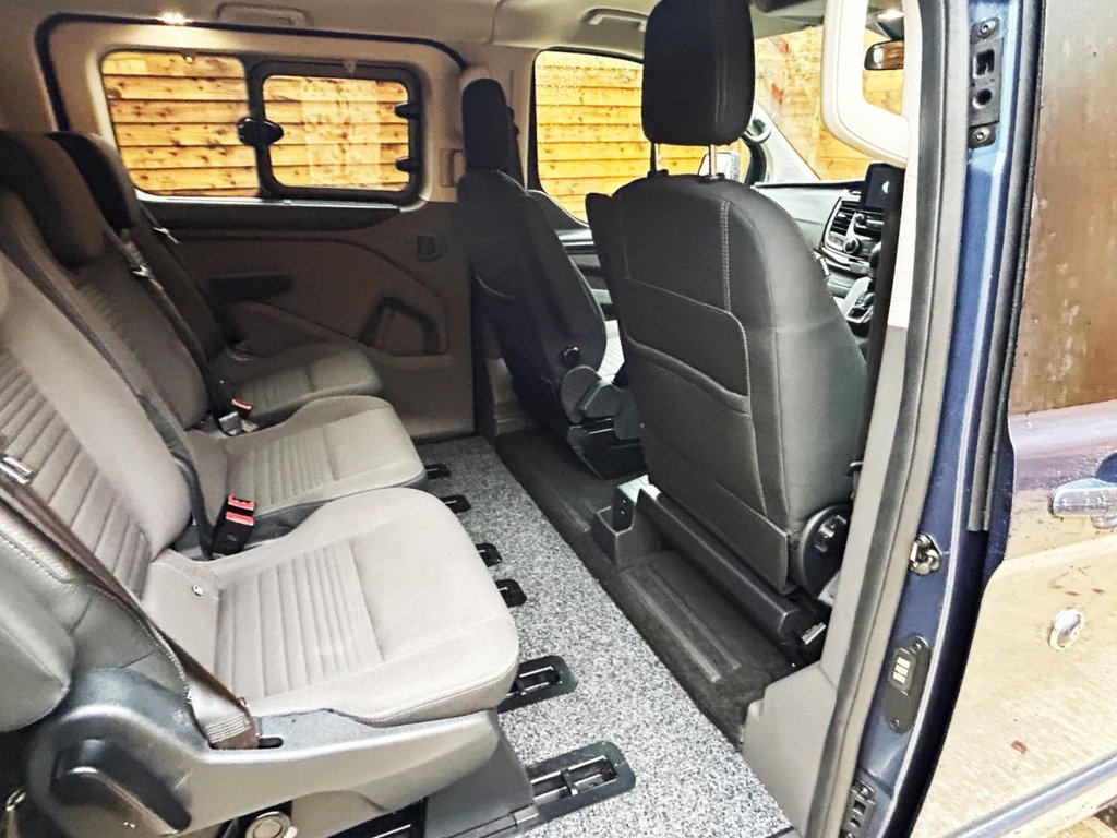 Used Ford Tourneo Custom 2023 for sale - 76345510: Photo 17