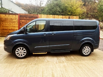 Used Ford Tourneo Custom 2023 for sale - 76345510: Photo