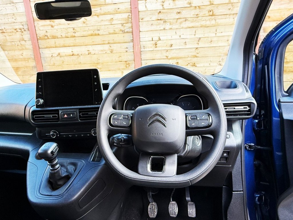 Used Citroen Berlingo 2024 for sale - 76686108: Photo 2