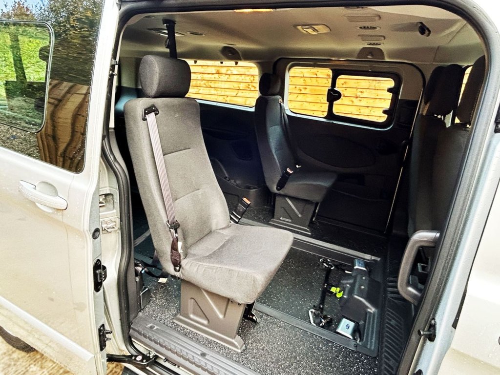 Used Ford Tourneo Custom 2017 for sale - 75936872: Photo 16