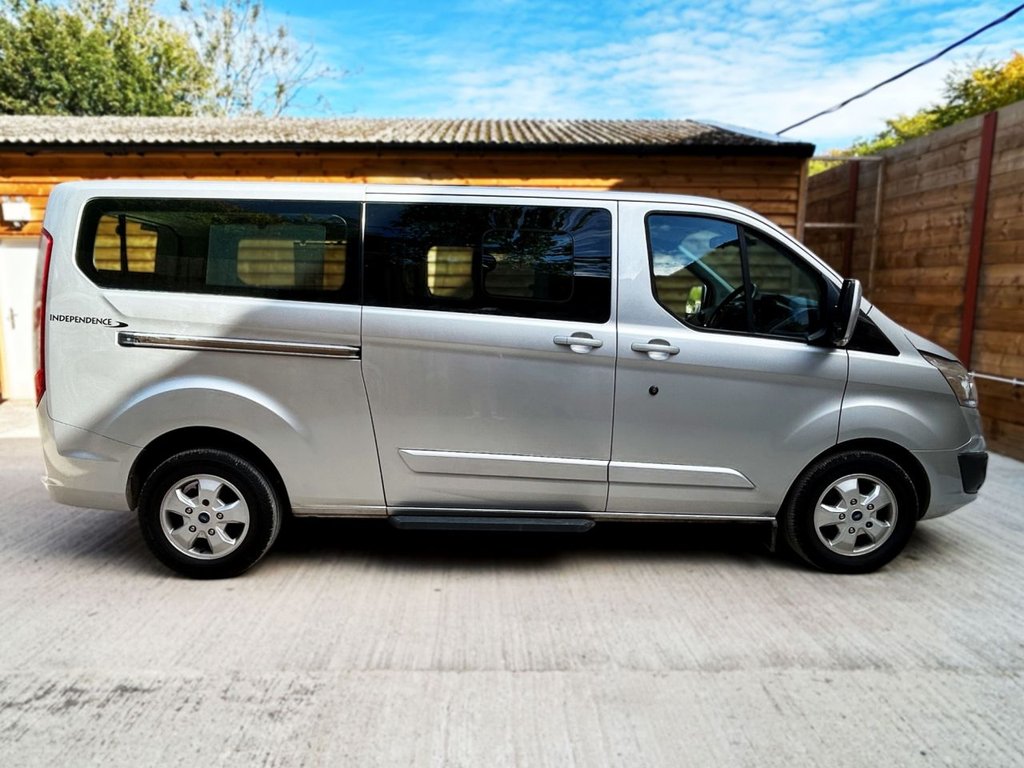 Used Ford Tourneo Custom 2017 for sale - 75936872: Photo 6